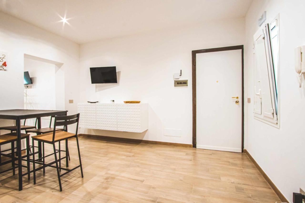 Katt Sea Apartment Bari Bagian luar foto