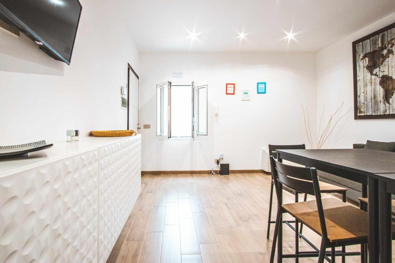 Katt Sea Apartment Bari Bagian luar foto