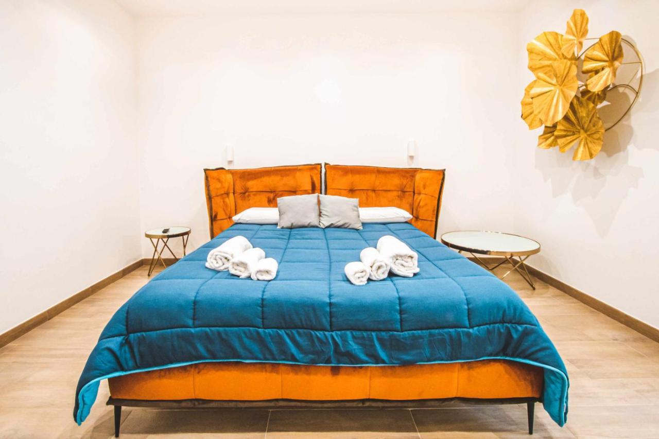 Katt Sea Apartment Bari Bagian luar foto