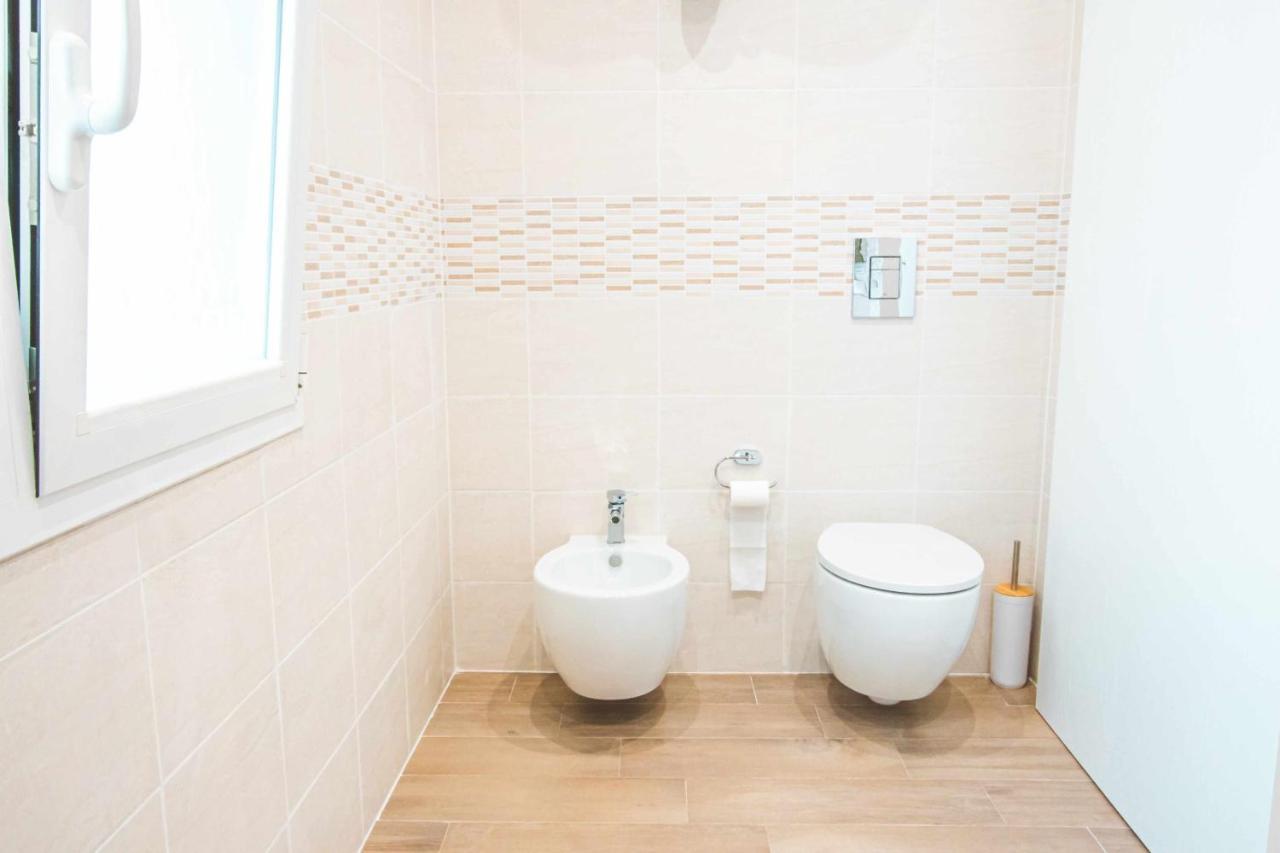 Katt Sea Apartment Bari Bagian luar foto